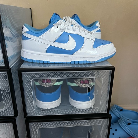 Unc reverse dunks - Picture 1 of 1